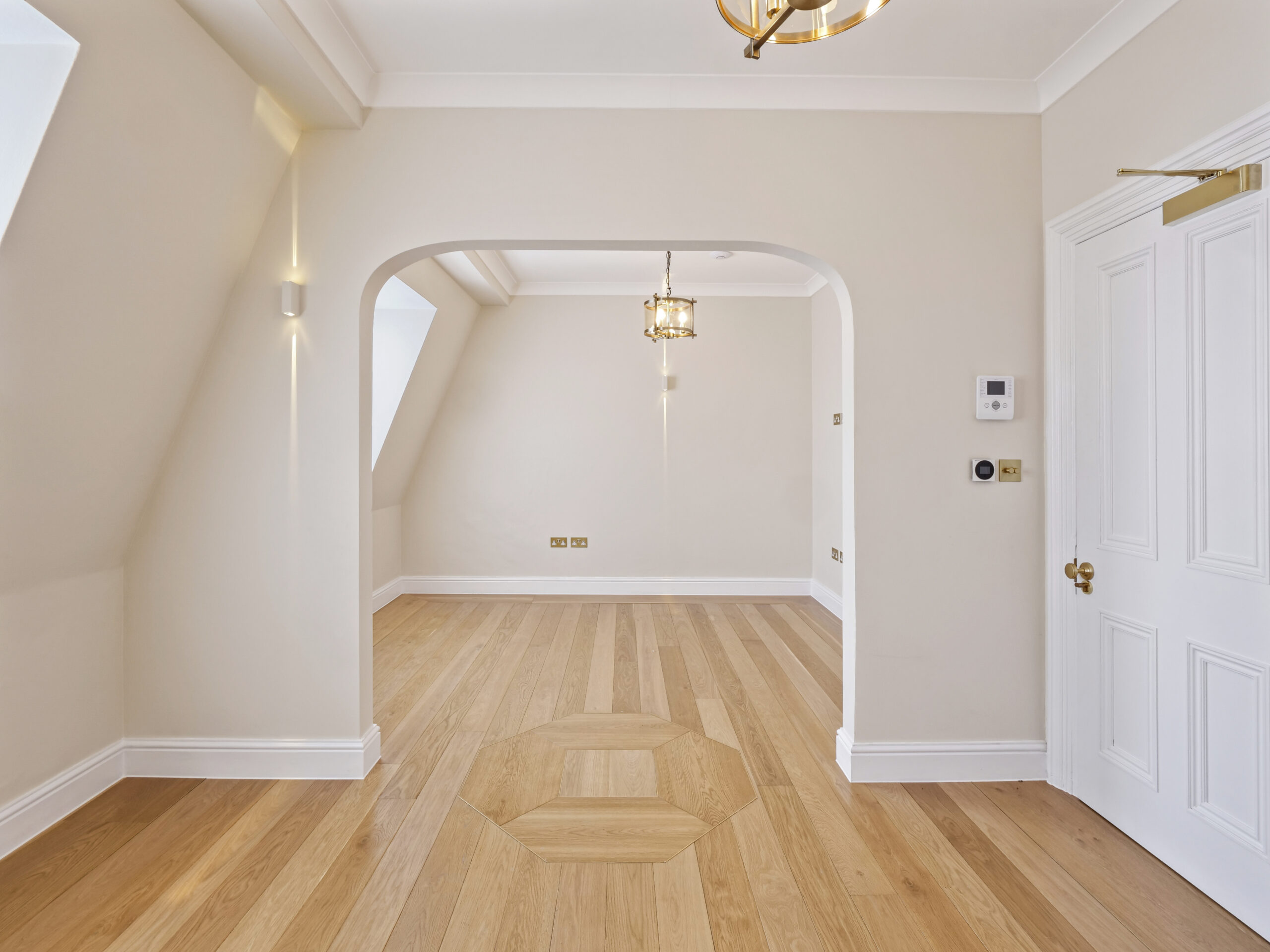 4th Floor rear room 2